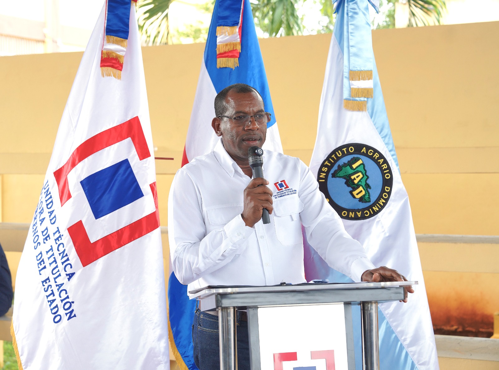 Titulación en Villa Altagracia dará seguridad jurídica a 8 mil personas