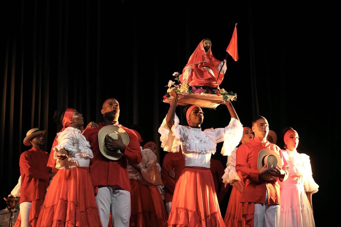 Bellas Artes inicia celebración de la Semana de la Ética con espectáculo cultural en la Sala Manuel Rueda