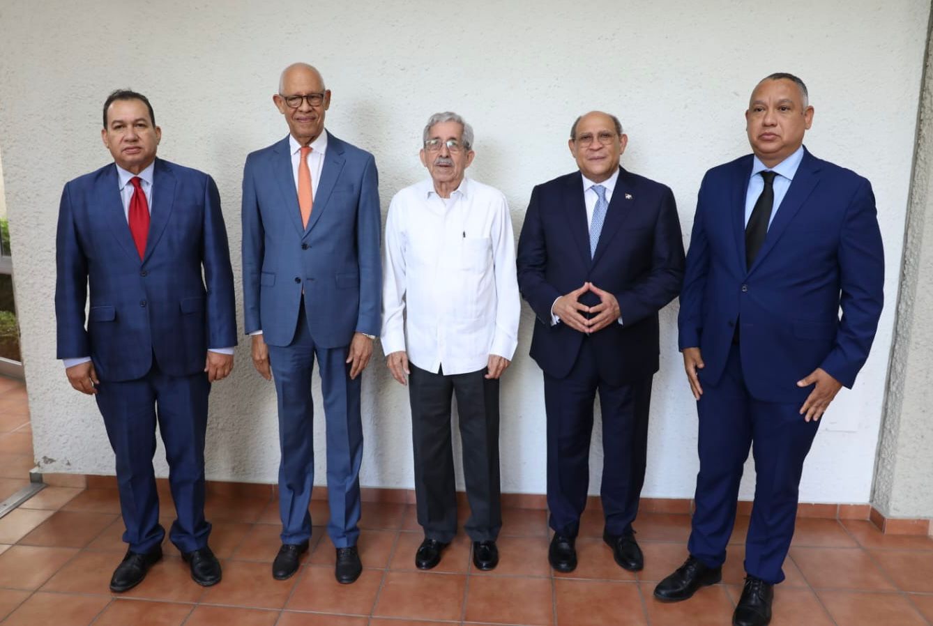 MESCyT presenta calendario de Consulta Nacional por la Educación