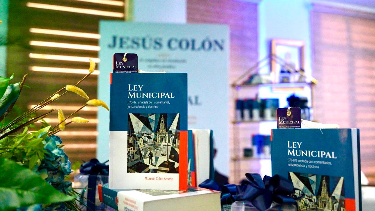 Jurista Jesús Colón Arache presenta obra anotada sobre la Ley Municipal 176-07